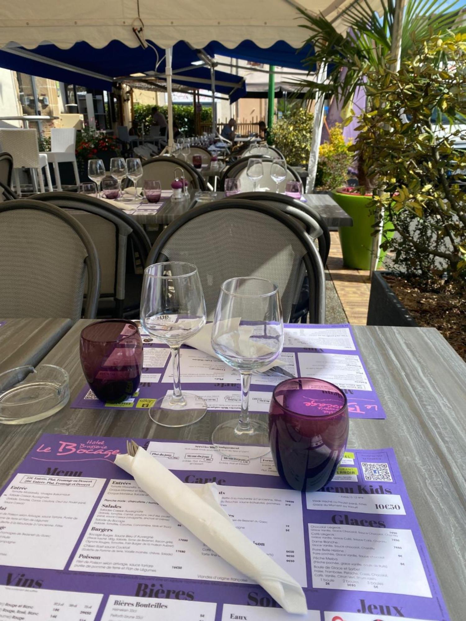 Logis Hotel Le Bocage モンマロー エクステリア 写真